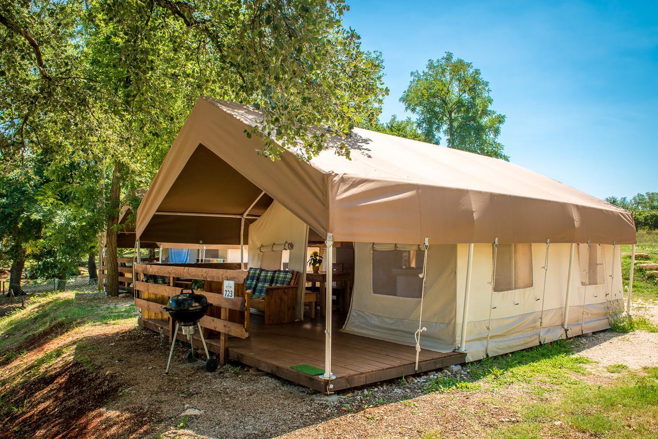 Sunflower Camping Mareda Luaran gambar